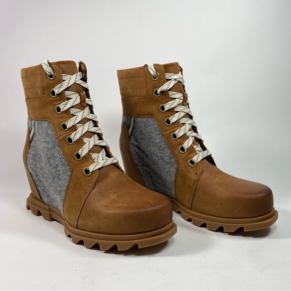 Sorel Shoes - Sorel Joan of Artic Wedge Ill Lexie Bootie Color Taffy/Gum 2. SZ 9.